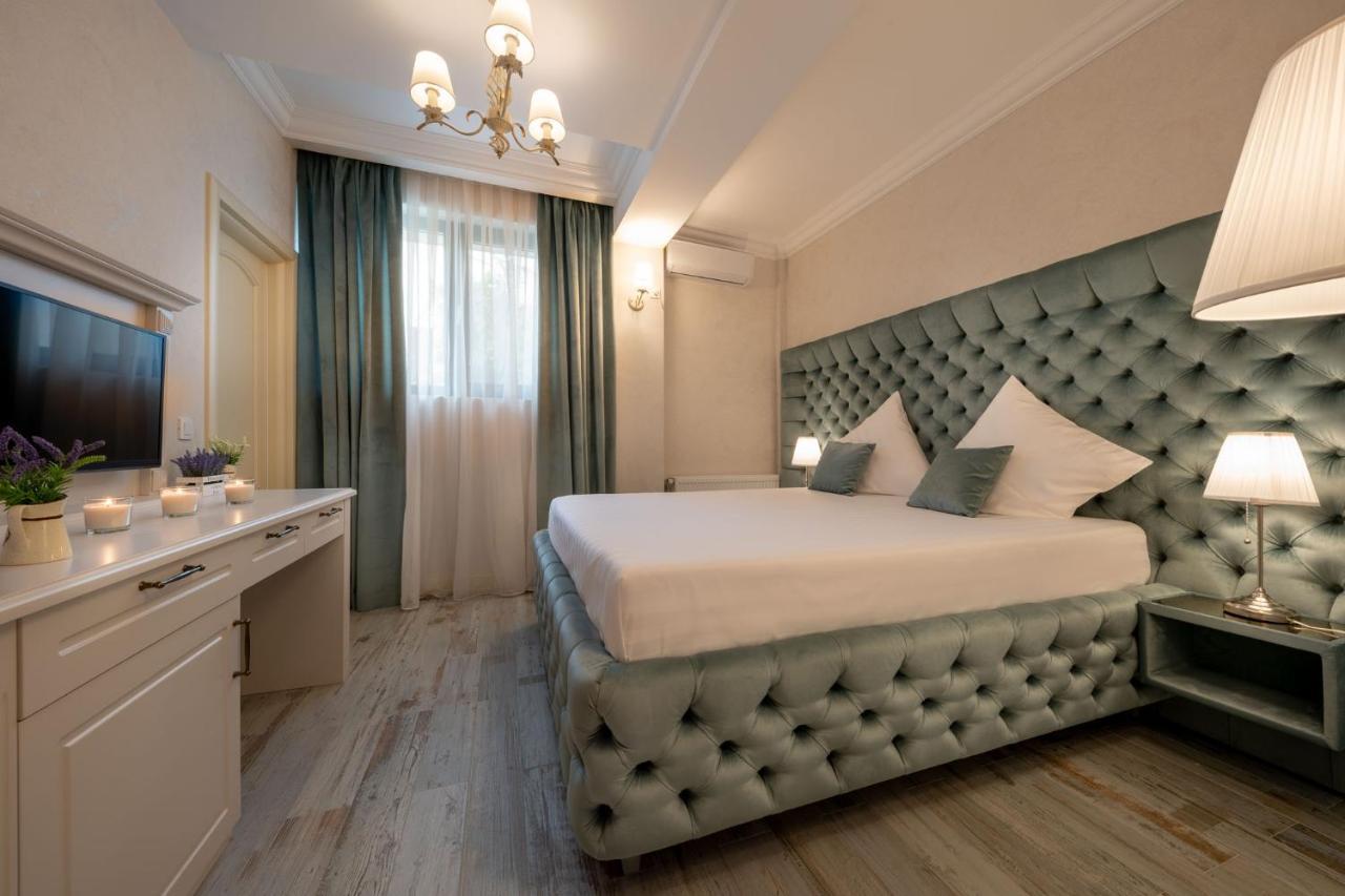 Hotel Casa Fiori Boekarest Buitenkant foto