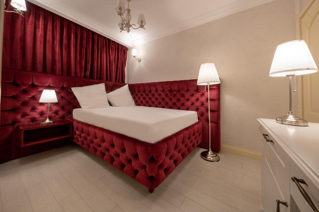 Hotel Casa Fiori Boekarest Buitenkant foto